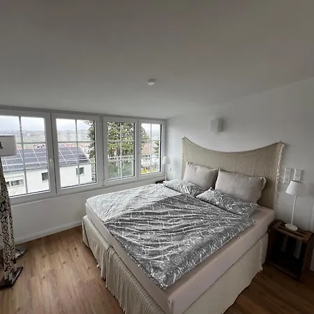 Kwatera prywatna Wohnen Mit Traumhafter Aussicht Besigheim